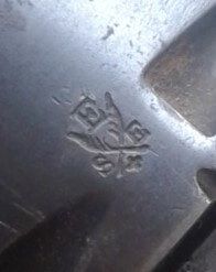 Poinçon de St Etienne de 1869 à 1879 sur un revolver Fagnus