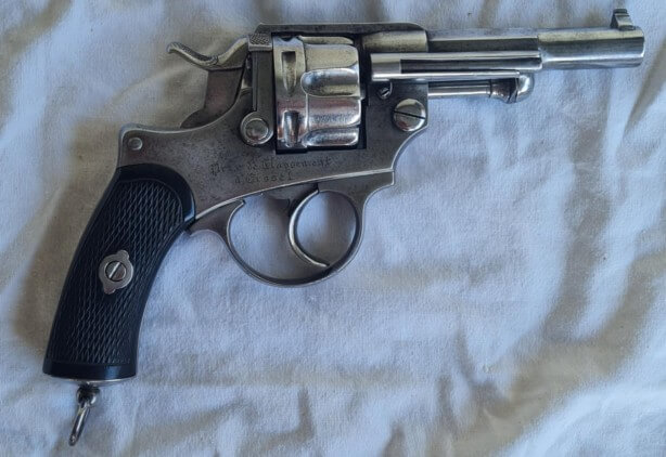 Revolver 1874 Ecole Spéciale Militaire Saint Cyr 1882 Général d'Oissel