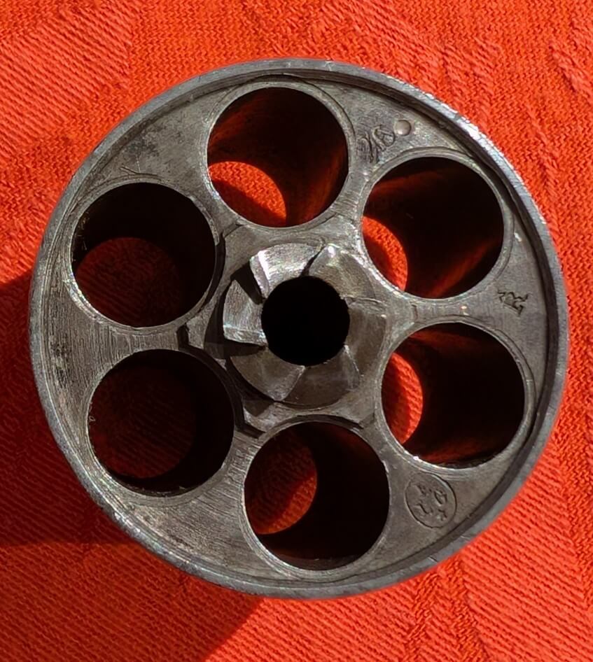 Revolver modèle 1874 du commerce belge, vendu par Claude Drillien arquebusier à Clermont Ferrand