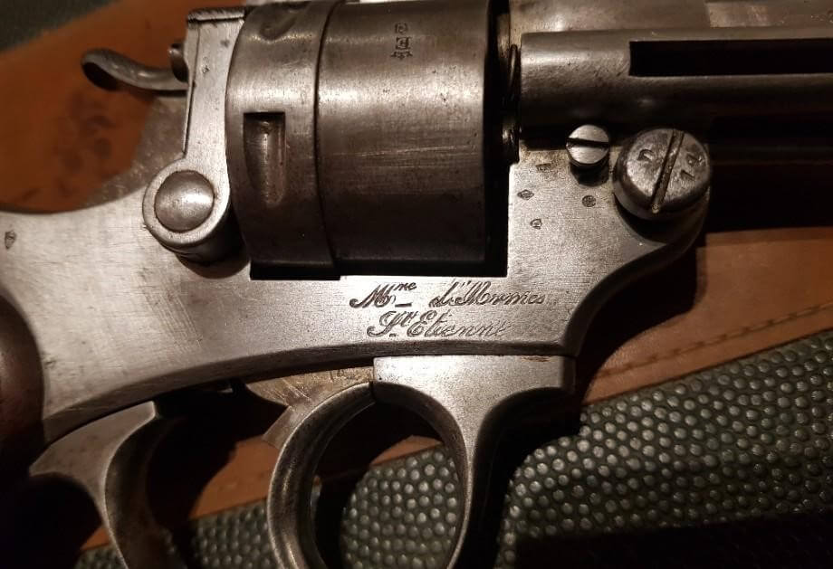 Double marquage de la Manufacture d'Armes de Saint Etienne sur un revolver modèle 1873