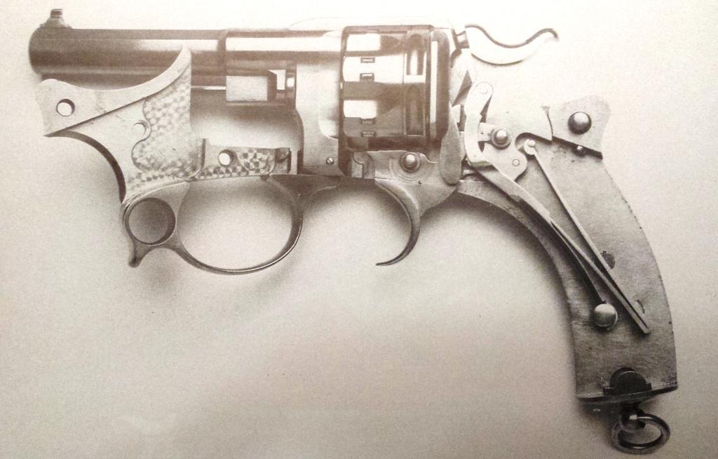 Revolver modèle 1885 numéro 4