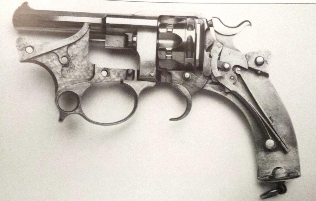 Revolver modèle 1885 numéro 8