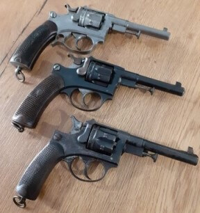 3 revolvers d'essai modèle 1887