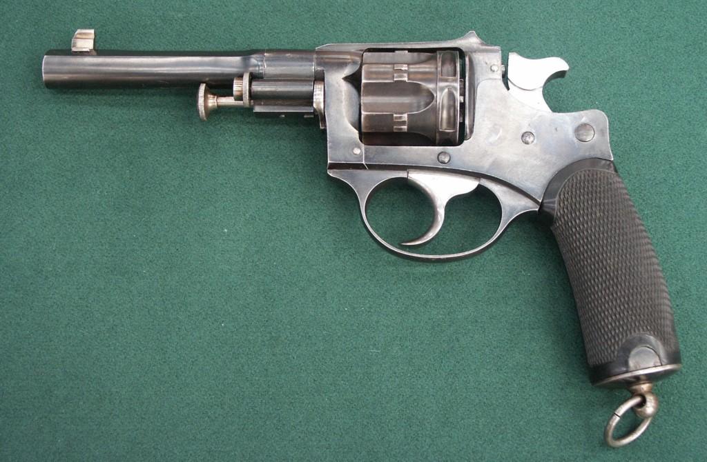 Revolver 1889/90 de fabrication civile Liègeoise