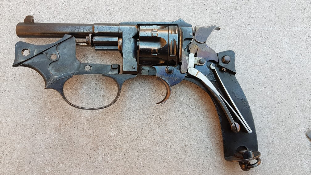 Revolver modèle 1887 du commerce, du Dépôt de Paris