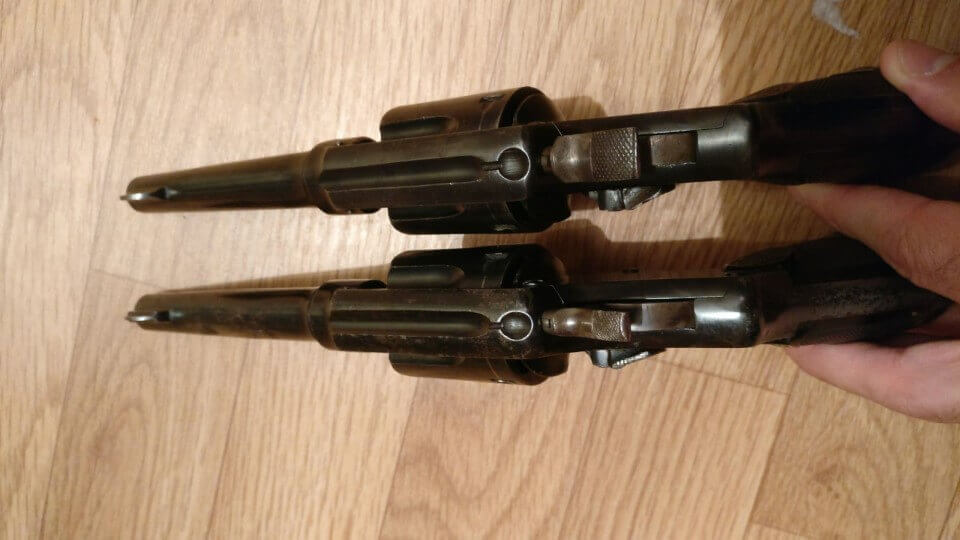 Comparaison revolvers type 92 espagnol en 8mm92 La Industrial Orbea Eibar et Orbea y Cia Eibar