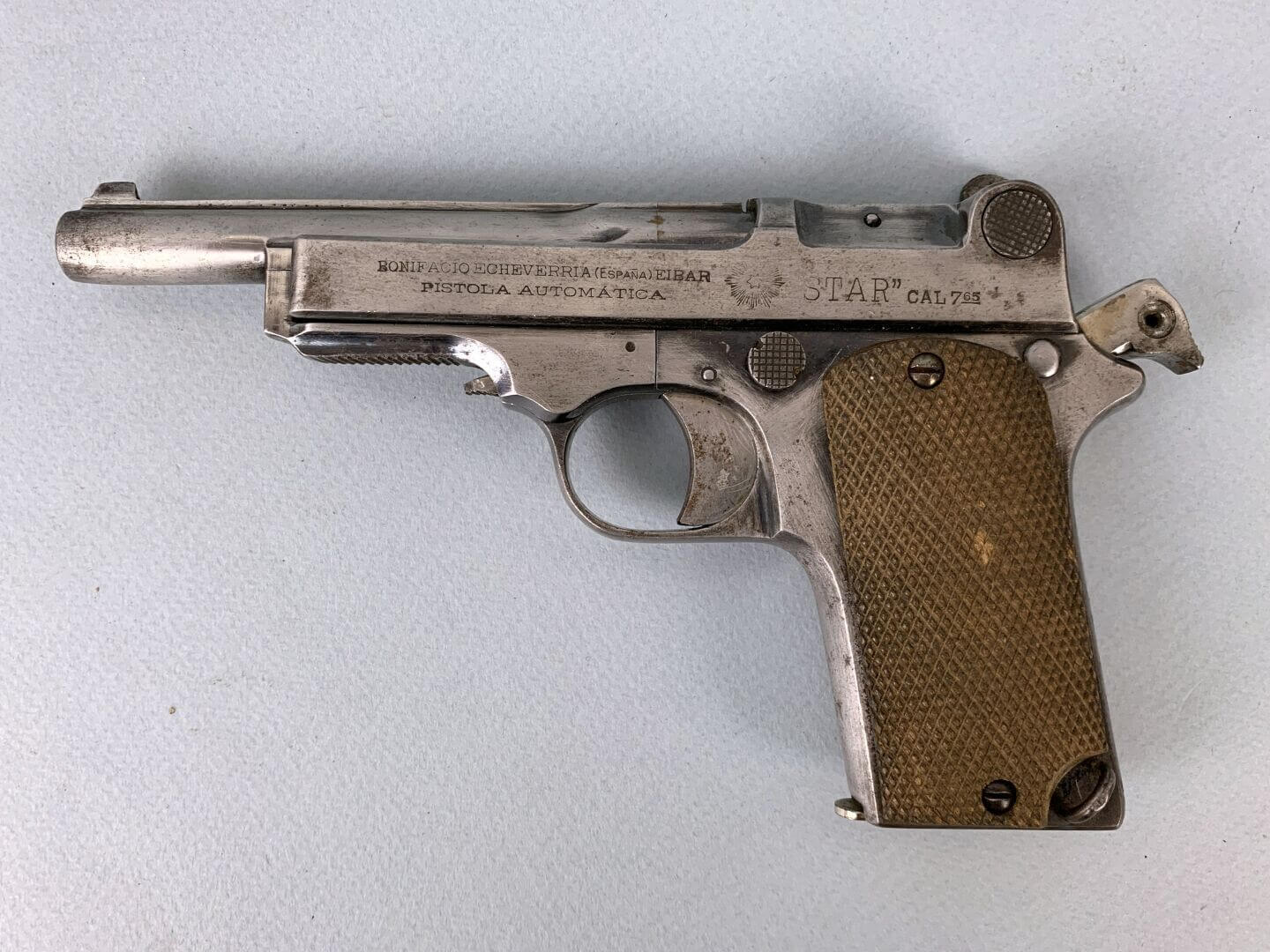 Pistolet automatique Star, fabriqué par Bonifacio Echeverria, calibre 7,65mm