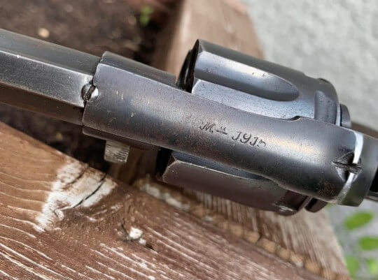 revolver modèle 1915 Roumain