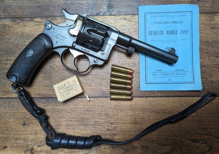 Revolver d'ordonnance mle 1892 
