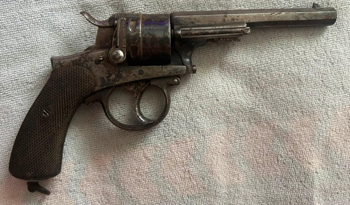 Revolver Chamelot et Delvigne entre 1869 et 1871 Revolver Chamelot et Delvigne entre 1869 et 1871