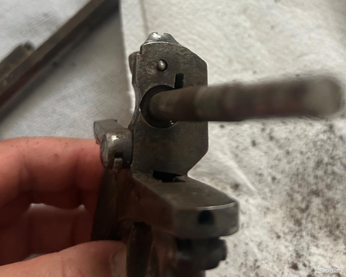 Revolver Chamelot et Delvigne entre 1869 et 1871 Revolver Chamelot et Delvigne entre 1869 et 1871