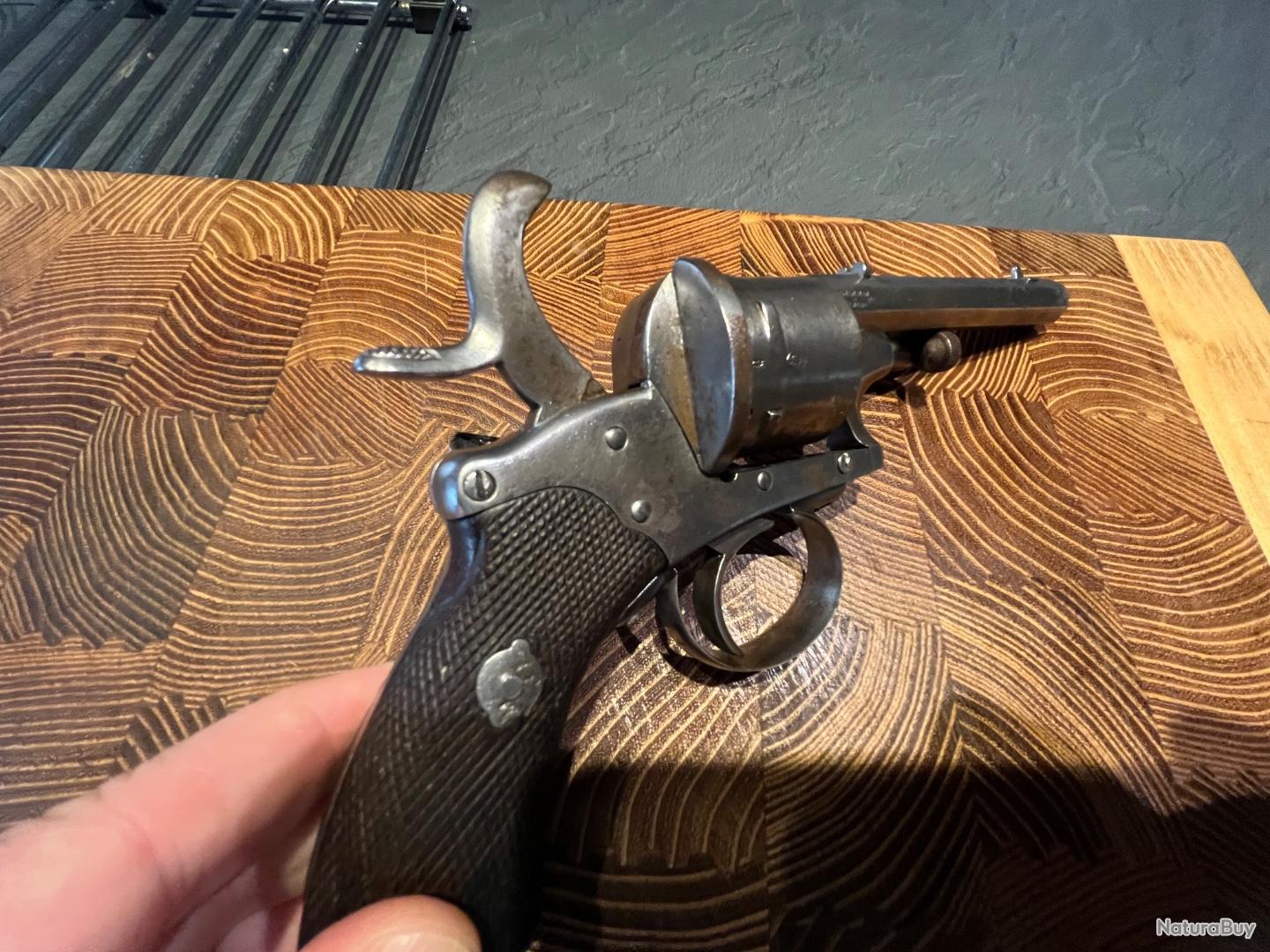 Revolver Chamelot Delvigne Gaucher Revolver Chamelot Delvigne Gaucher