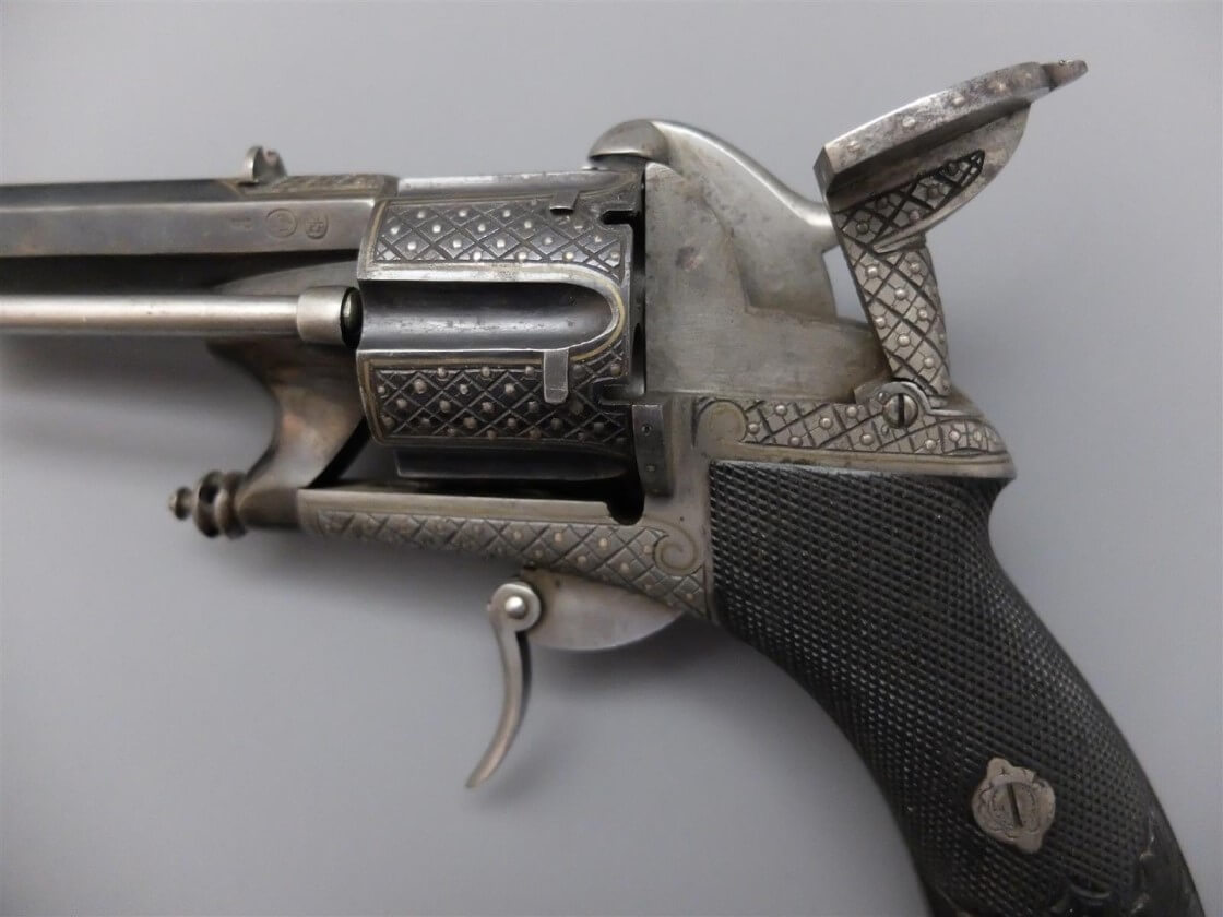 revolver Chamelot Delvigne Gaucher de luxe