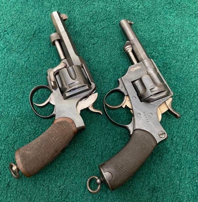 comparaison revolver modèle 1874 et revolver Fagnus Maquaire