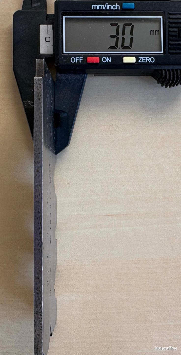 Gabarit vérificateur pour le contrôle des proportions du guidon du revolver réglementaire modèle 1873