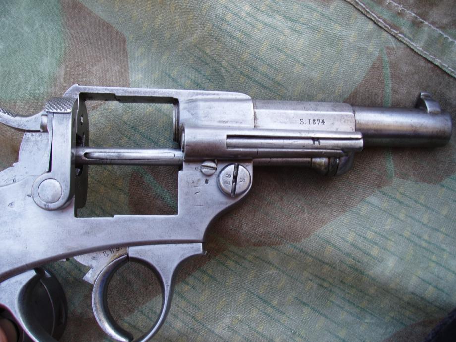 Revolver 1873 de la série X, marquages sur la carcasse