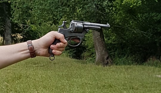 Comment nettoyer un revolver à poudre noire ? revolver 1873 poudre noire